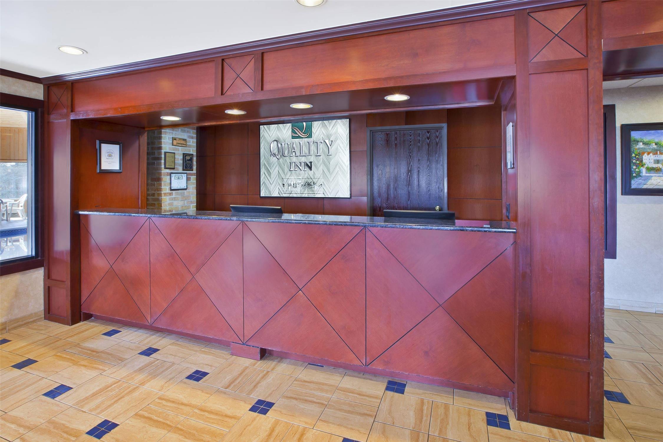 Quality Inn Marshall 3/9