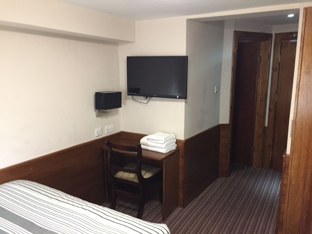 Adelphi Edinburgh Hotel 15/43