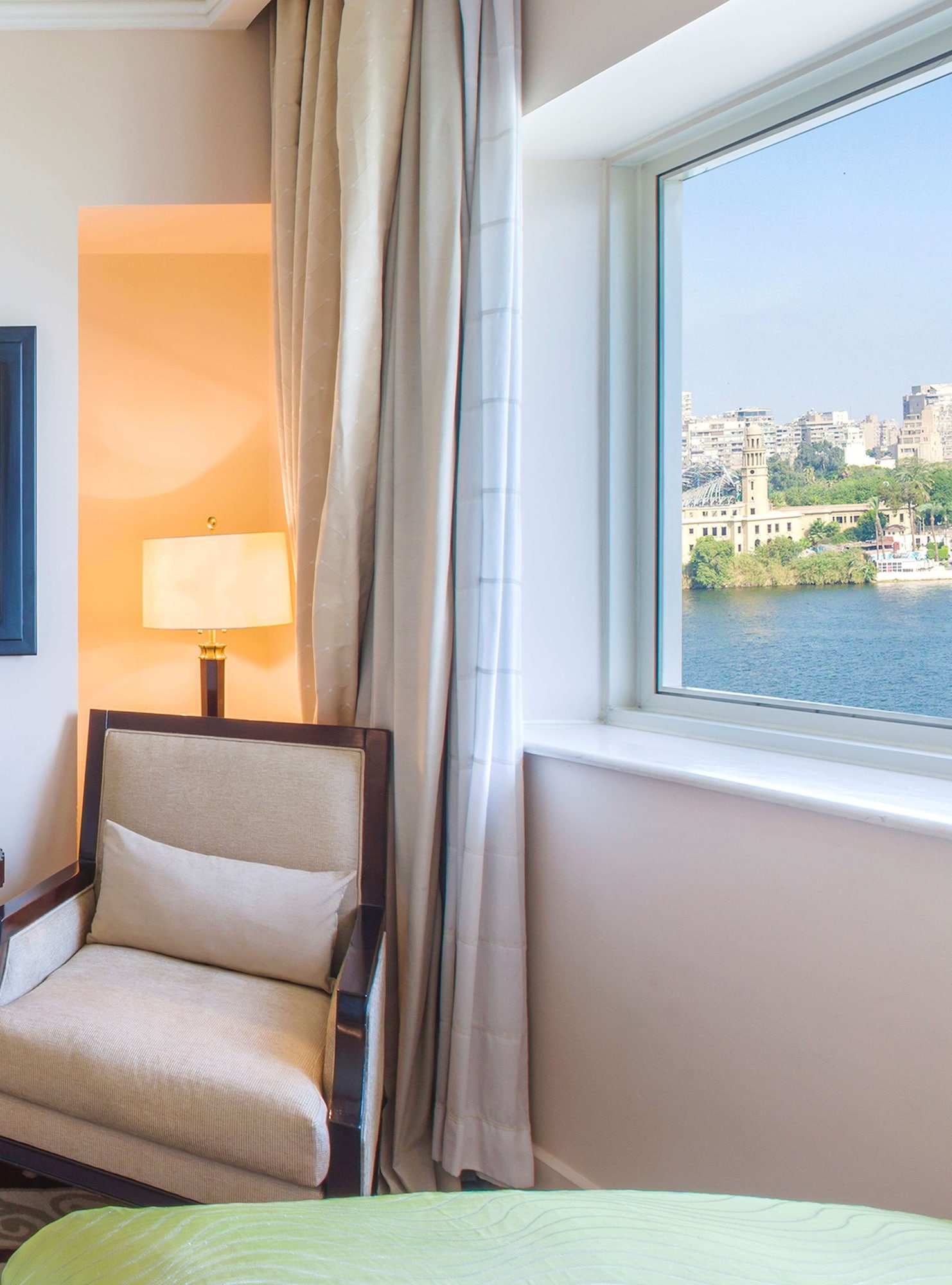 Superior, Twin Beds, River View, Kempinski Nile Hotel 2/4