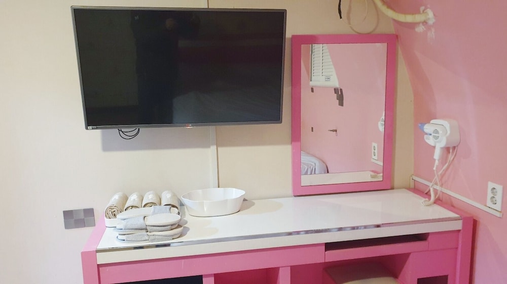 Oppa Hostel 49/50