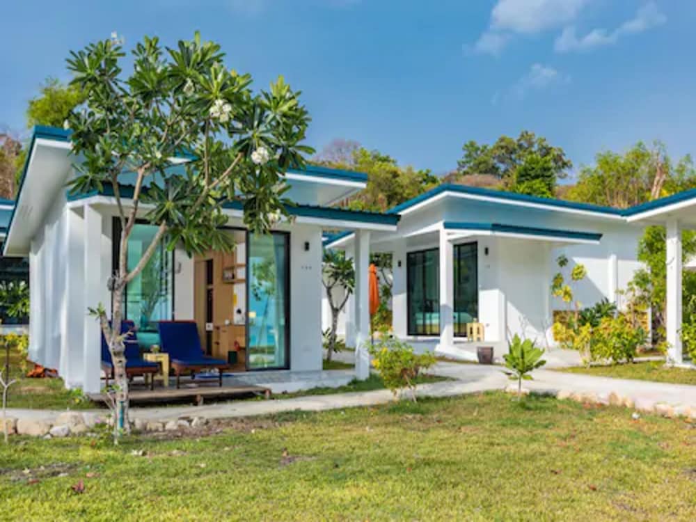 Paradise Resort Phi Phi 66/71
