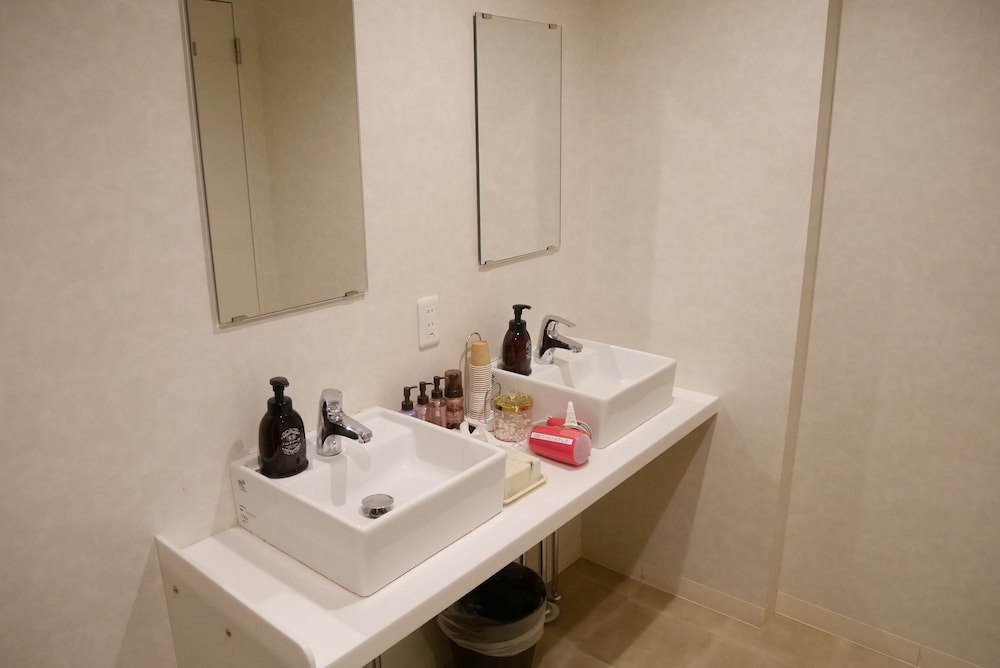 Hotel Imalle Haneda 50/50