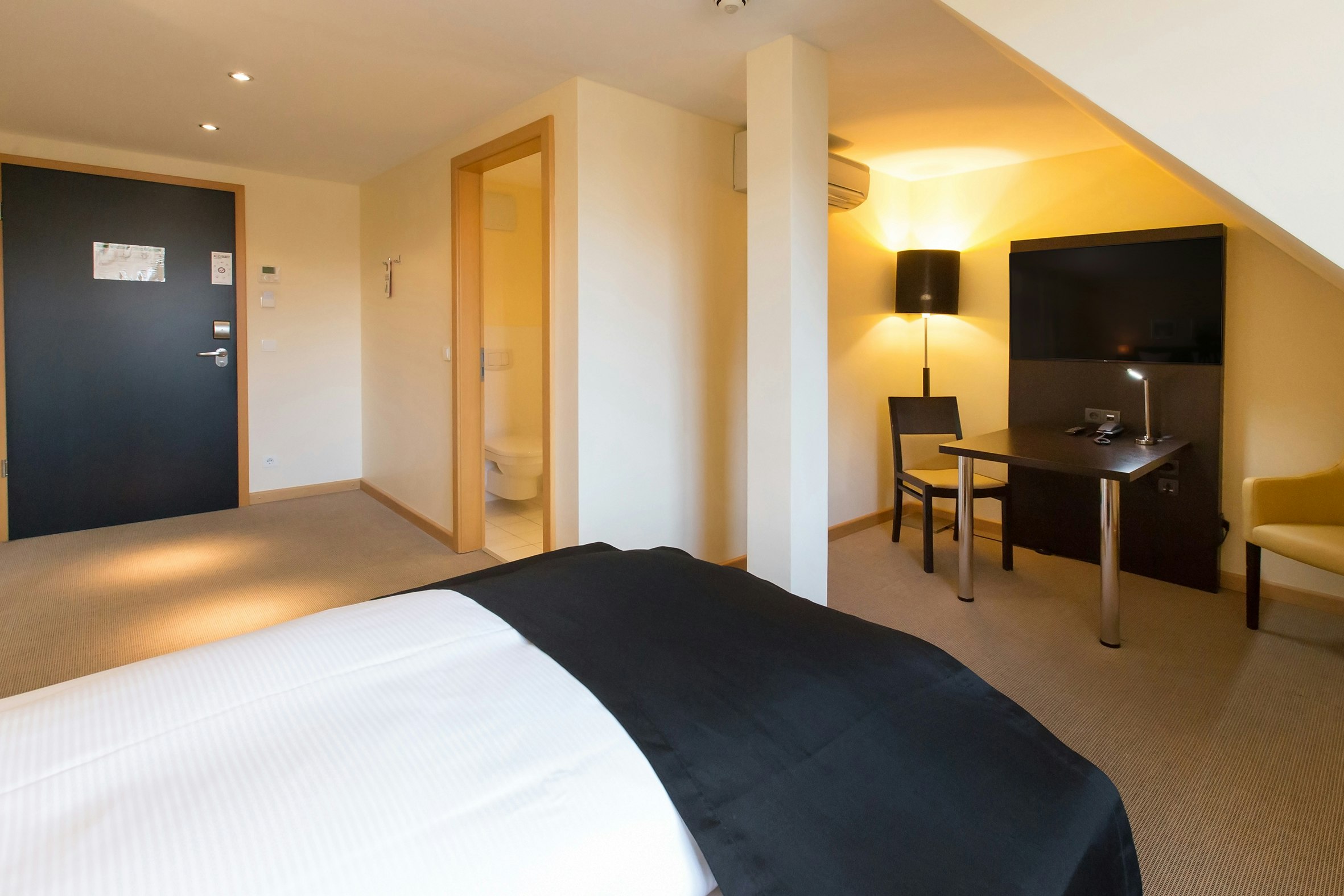 DORMERO HOTEL ALTES KAUFHAUS LUNEBURG 9/44