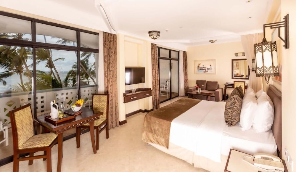 Sarova Whitesands Beach Resort and Spa 44/73