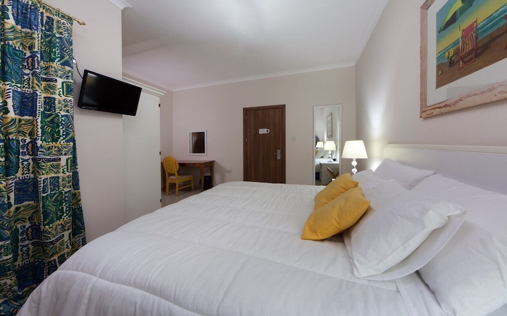 Port View Guest House 12/38