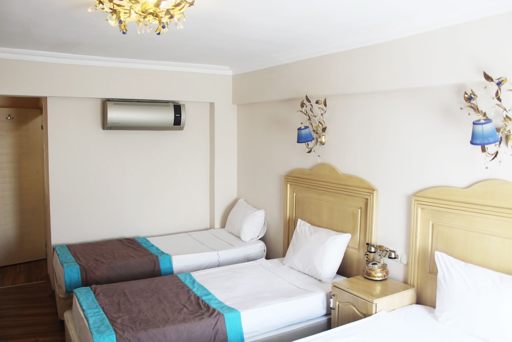 Divas Hotel 22/68