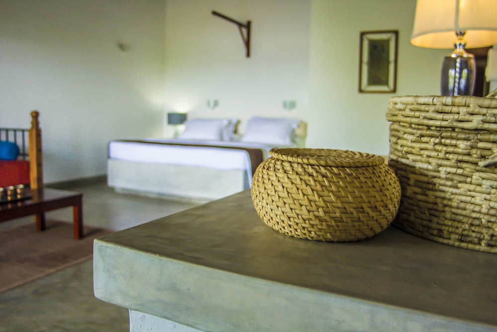 The Lagoon Villa 6/100