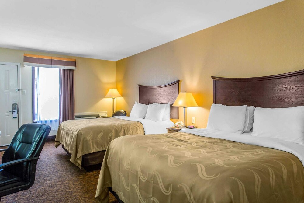 Quality Inn Ozona I-10 8/29