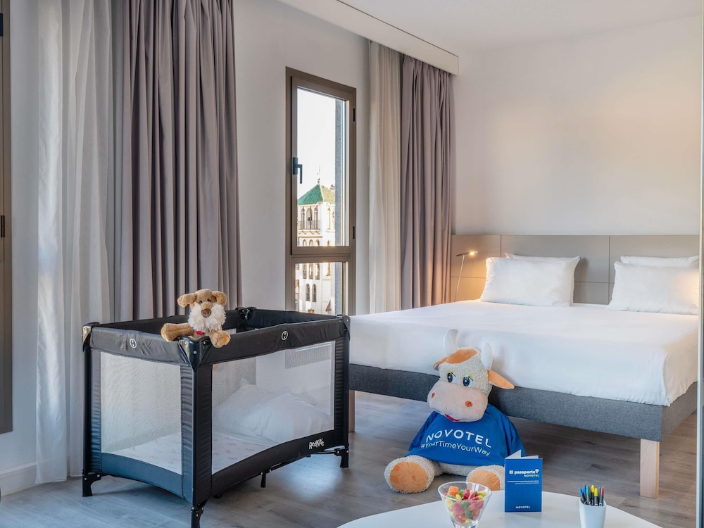 Suite, 1 Double and 1 Single Bed