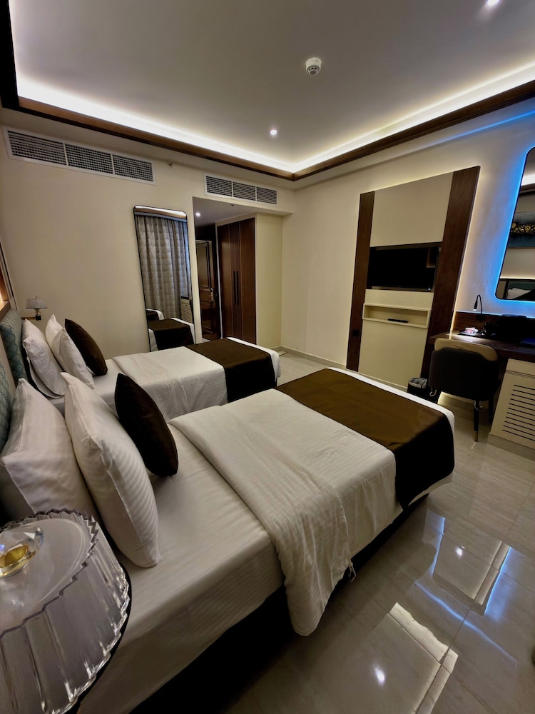 STANDARD, TWIN BEDS