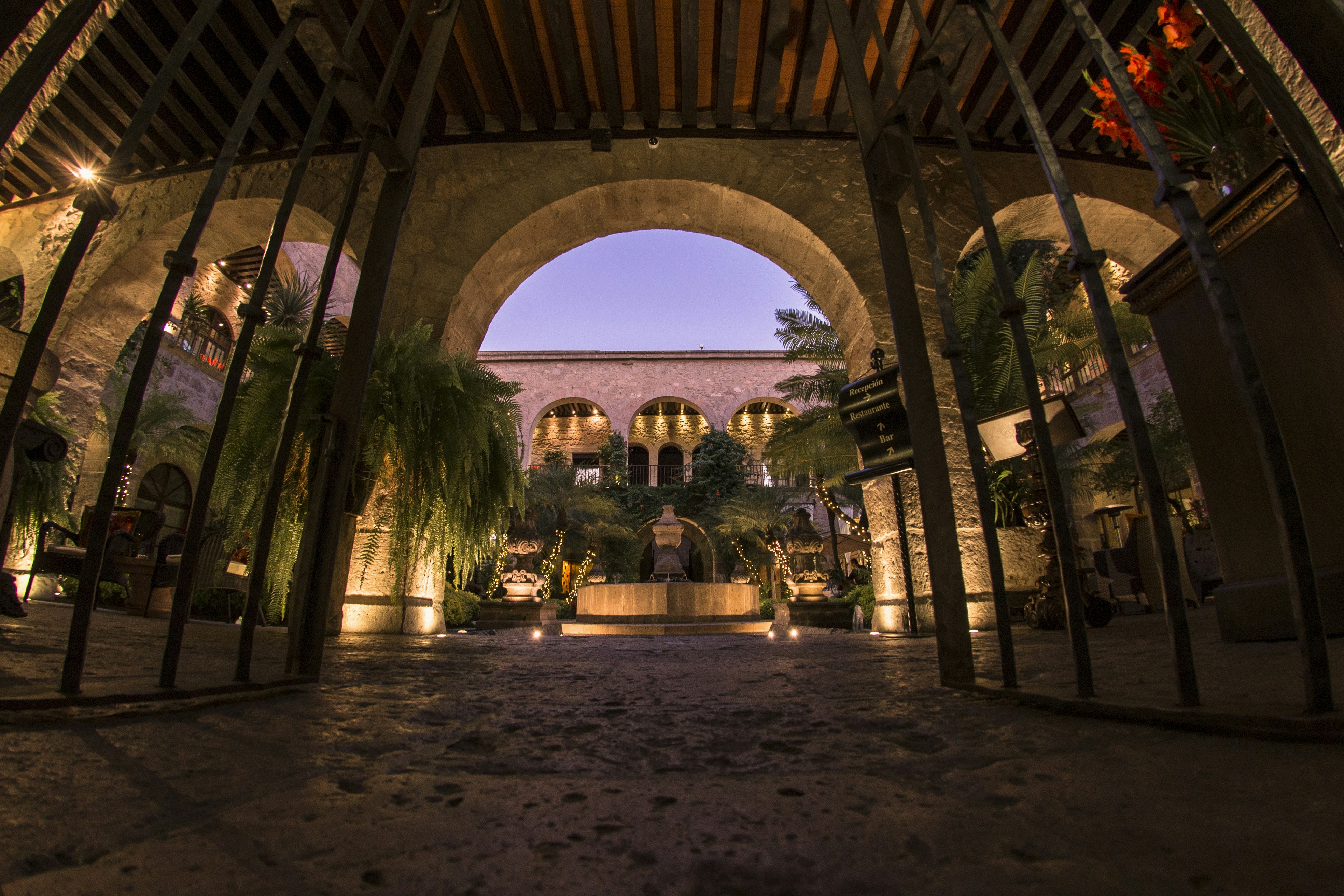 De La Soledad Hotel 52/67