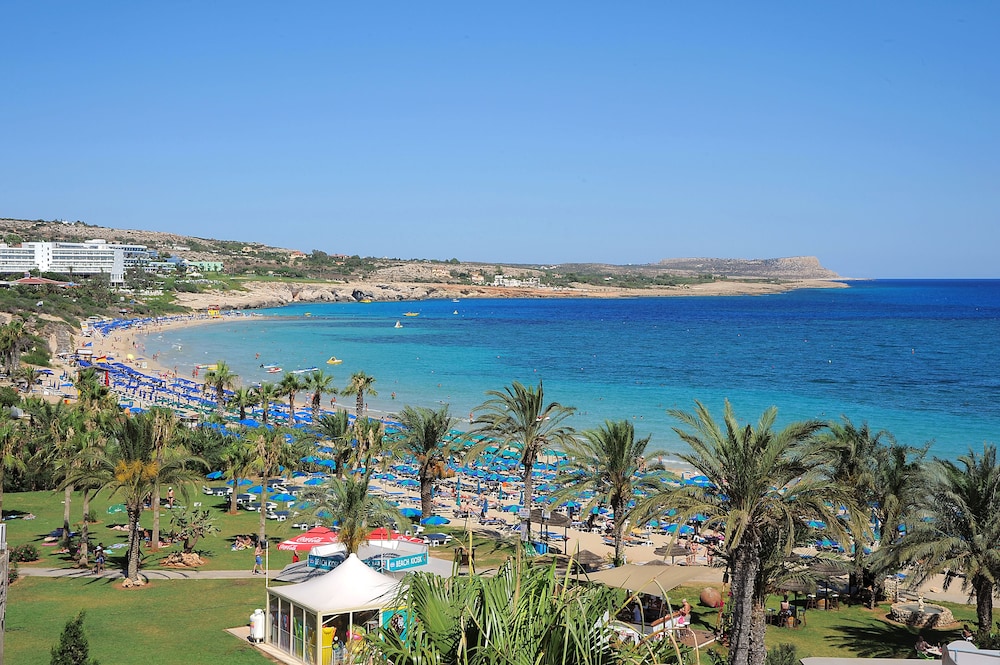 Nelia Beach Hotel & Spa 54/67