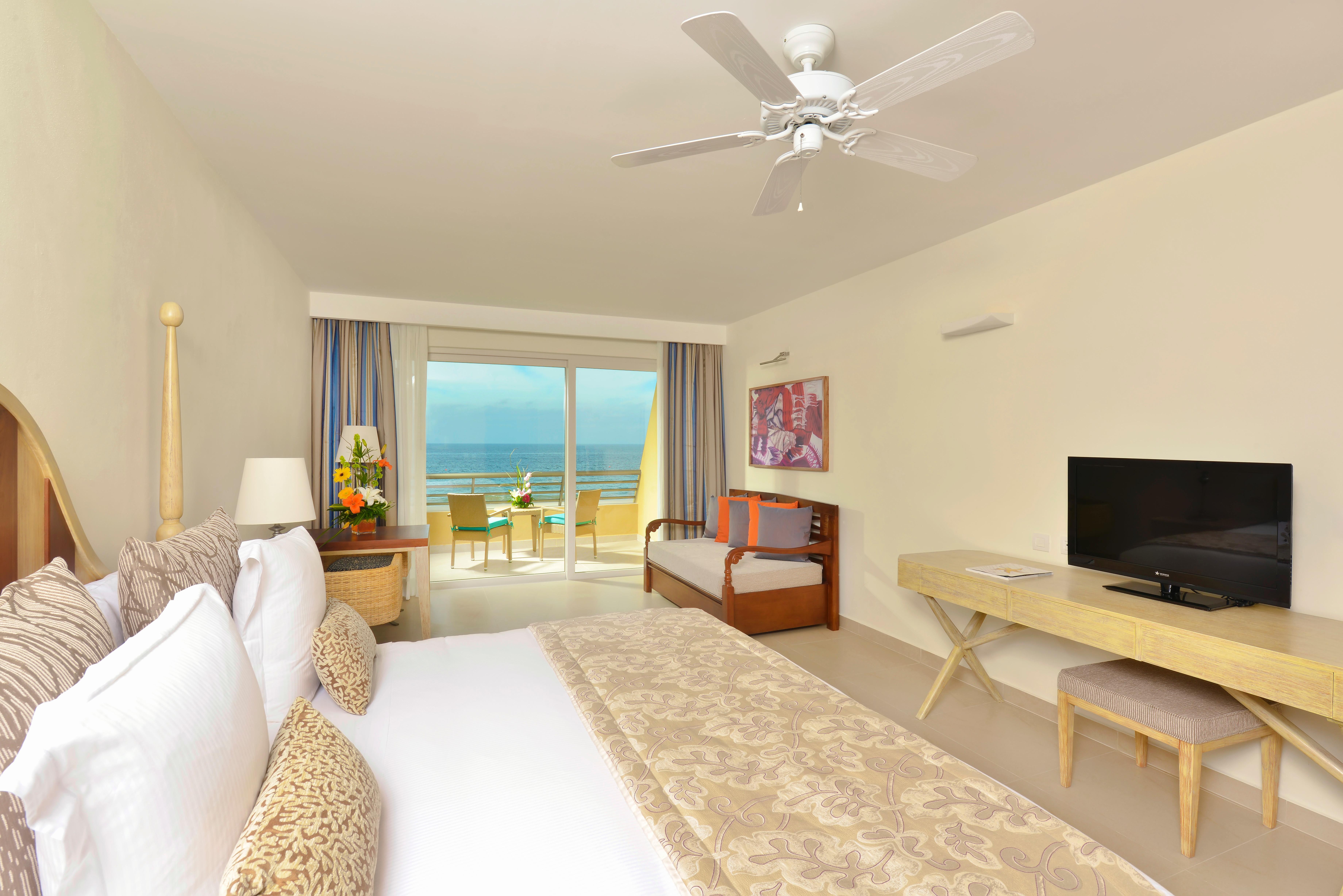 Room, Ocean Front