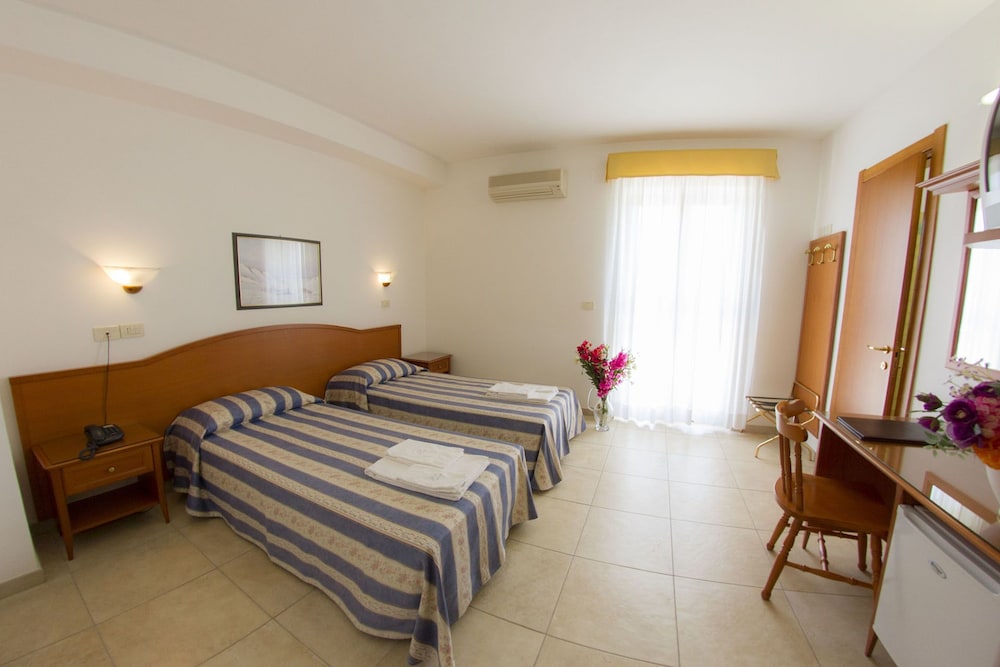HOTEL ORCHID 21/57