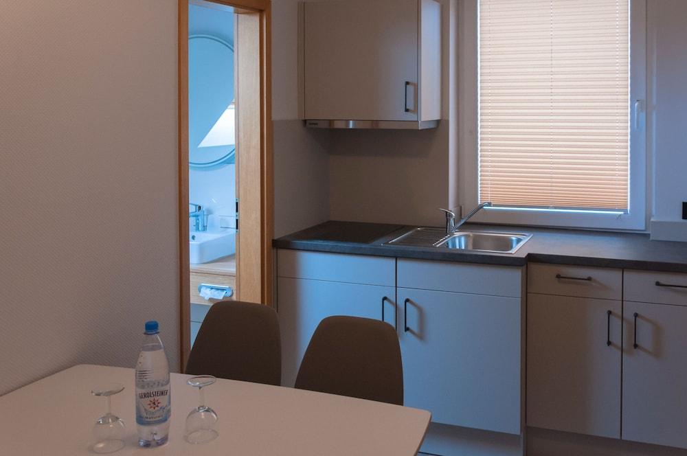 LINDENHOF Hotel Garni 25/34