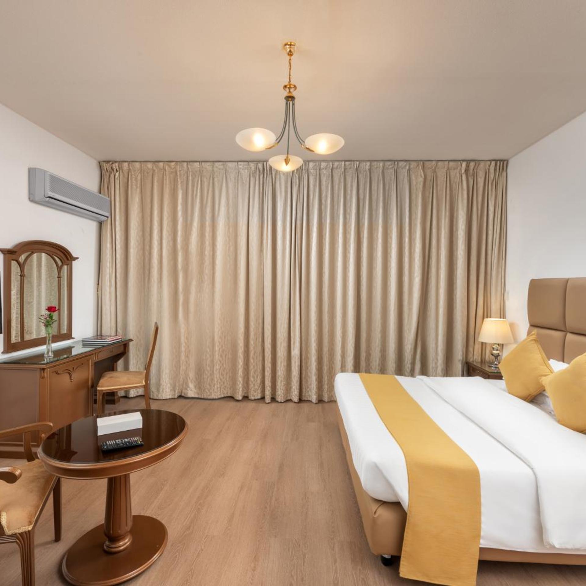 فندق المطار(Airport Hotel) 11/47