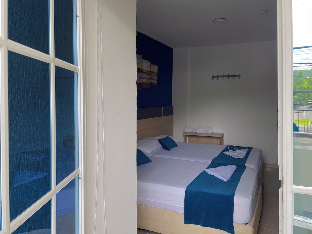 Hotel Caribe Real Inn 37/50