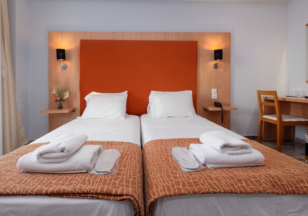 STANDARD, DOUBLE OR TWIN BED, SEA VIEW
