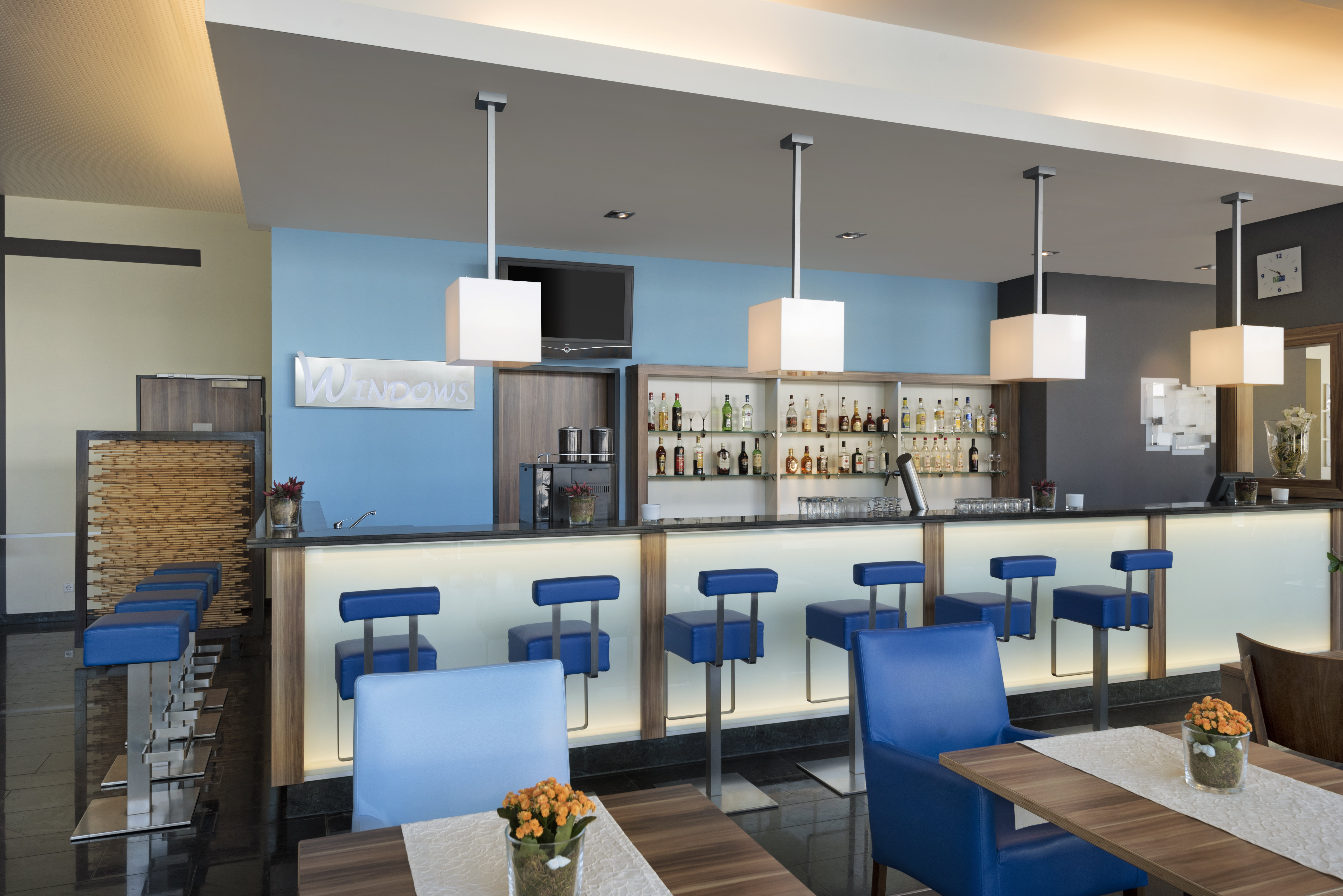 HOLIDAY INN EXPRESS SINGEN 41/72