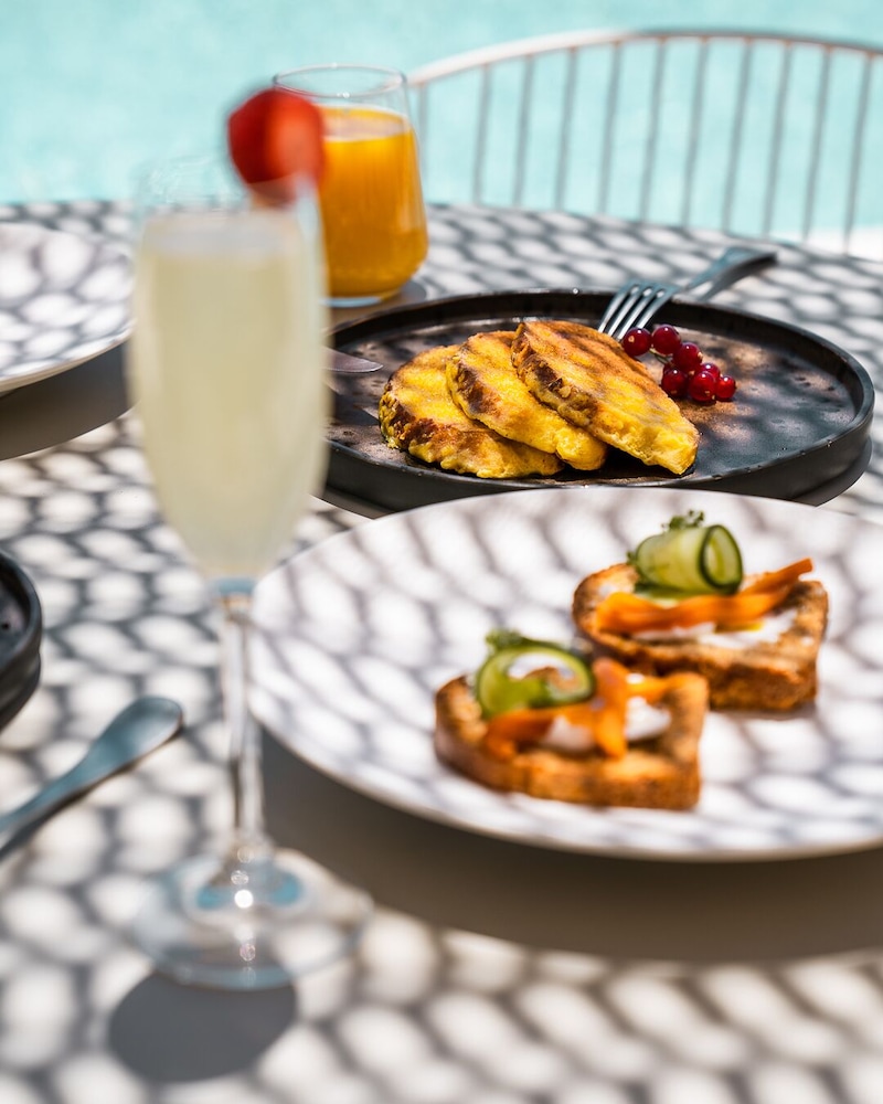 Koukoumi Vegan Boutique Hotel 40/49