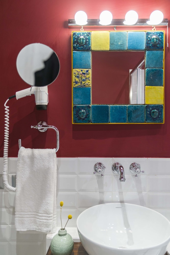 Frimi Boutique Rooms B and B 36/38