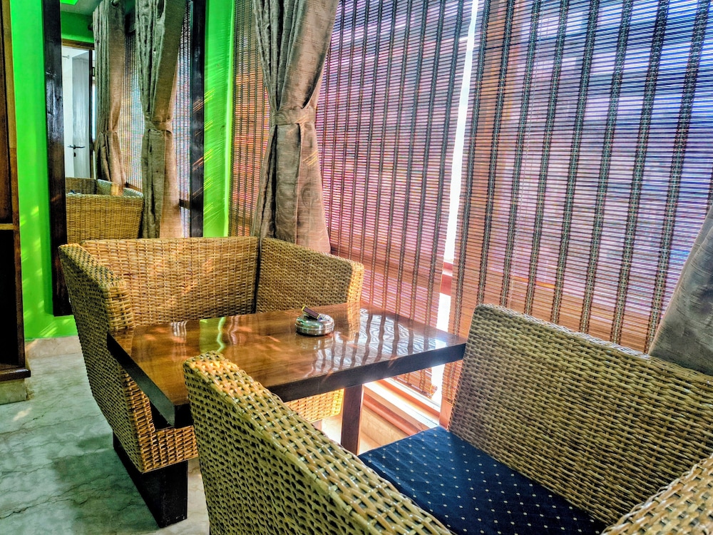 Rains Inn 29/48