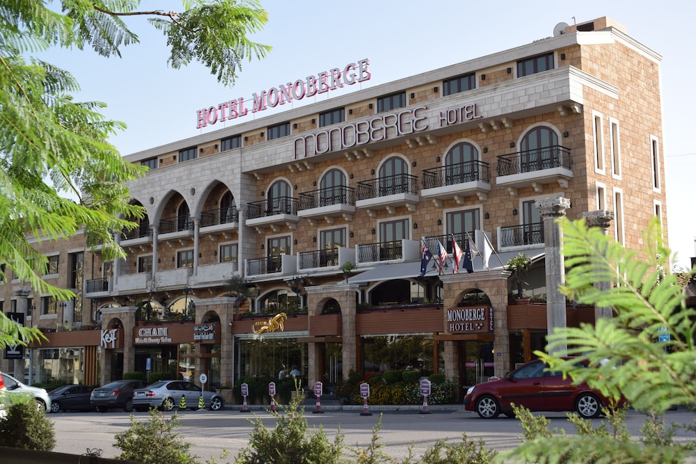 Monoberge Hotel Byblos in BYBLOS
