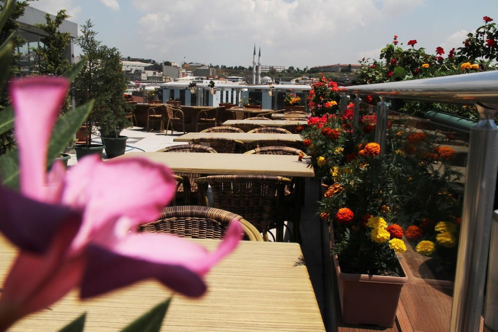 Elite Marmara Residence Hotel 43/48