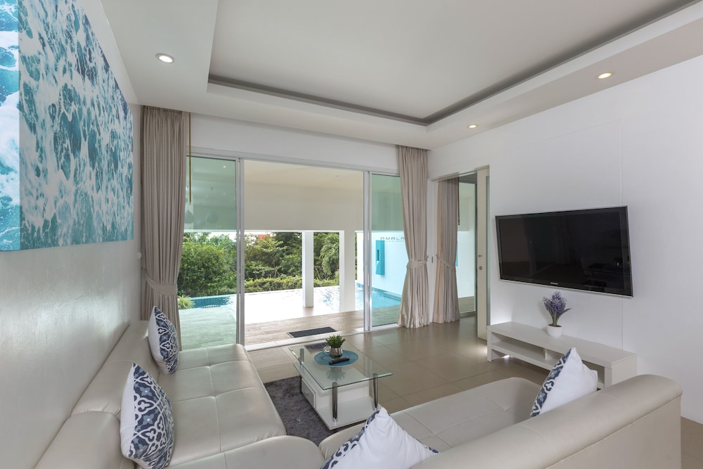 AMALA GRAND BLEU RESORT 43/53