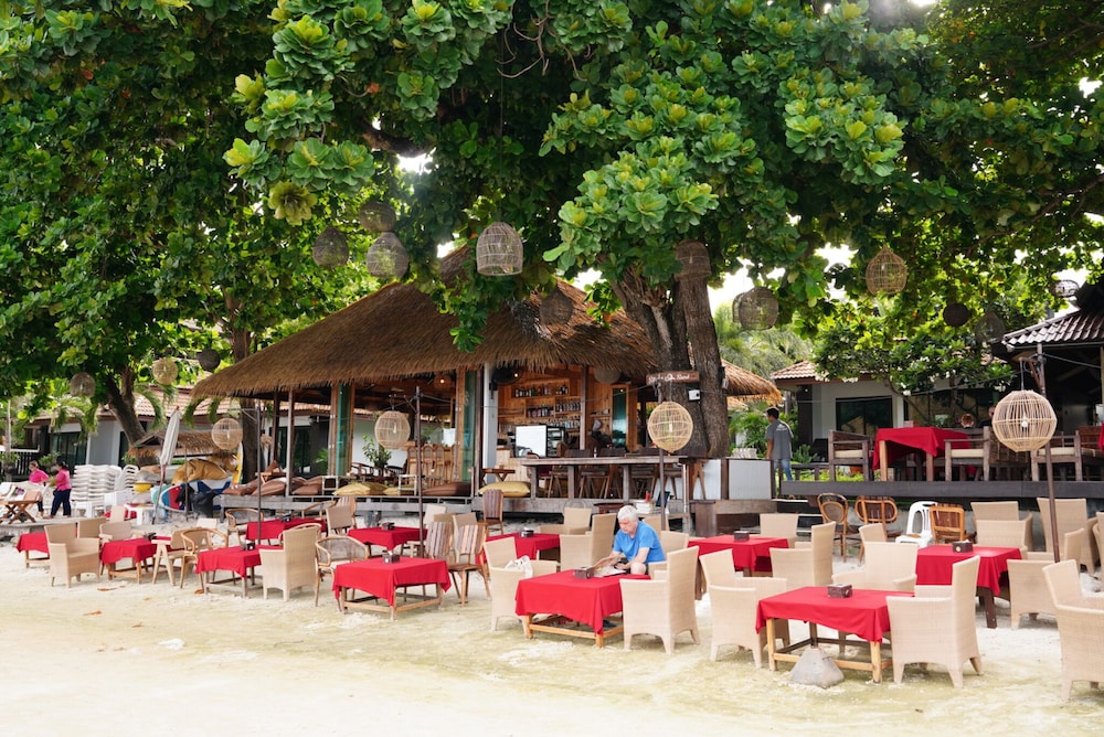Silver Sand Samed Hotel & Resort 29/44