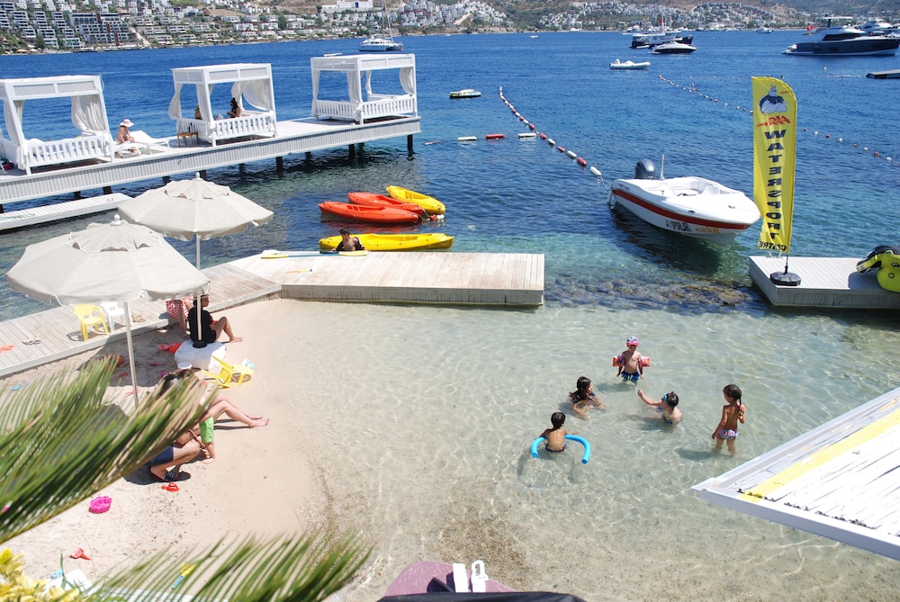 Casa Costa Boutique Hotel - Boutique Class 32/50