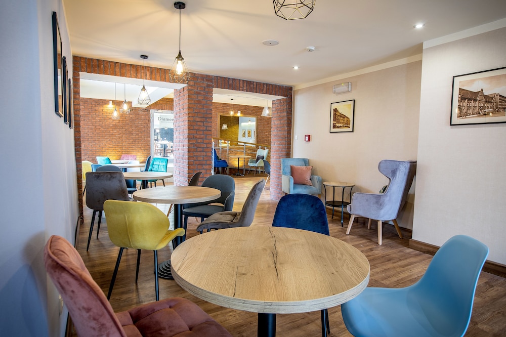 Hotel Diament Zabrze 44/66