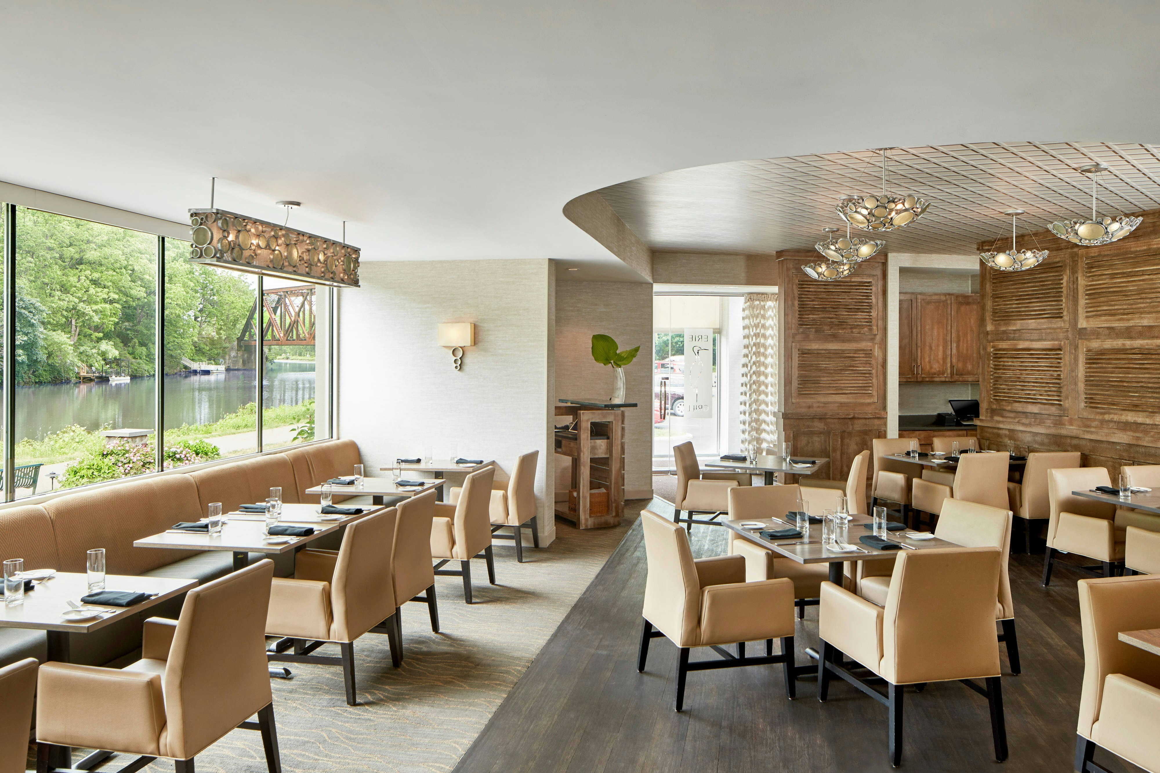 The Del Monte Lodge Renaissance Rochester Hotel Spa 23/34