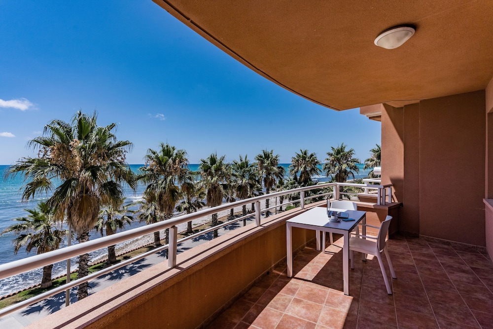 Sunway Playa Golf Sitges 2/71