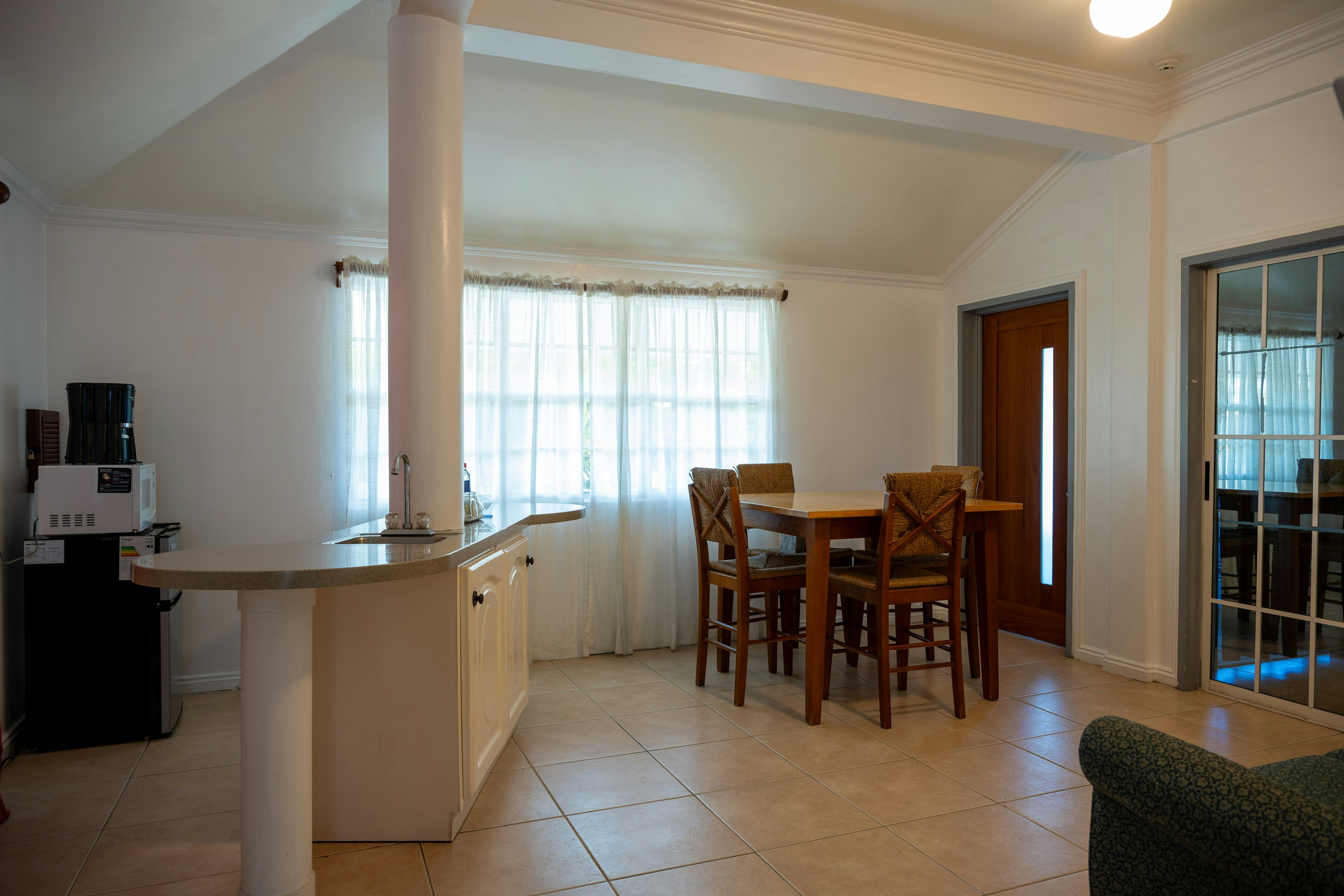 Grand Coastal Hotel 30/50
