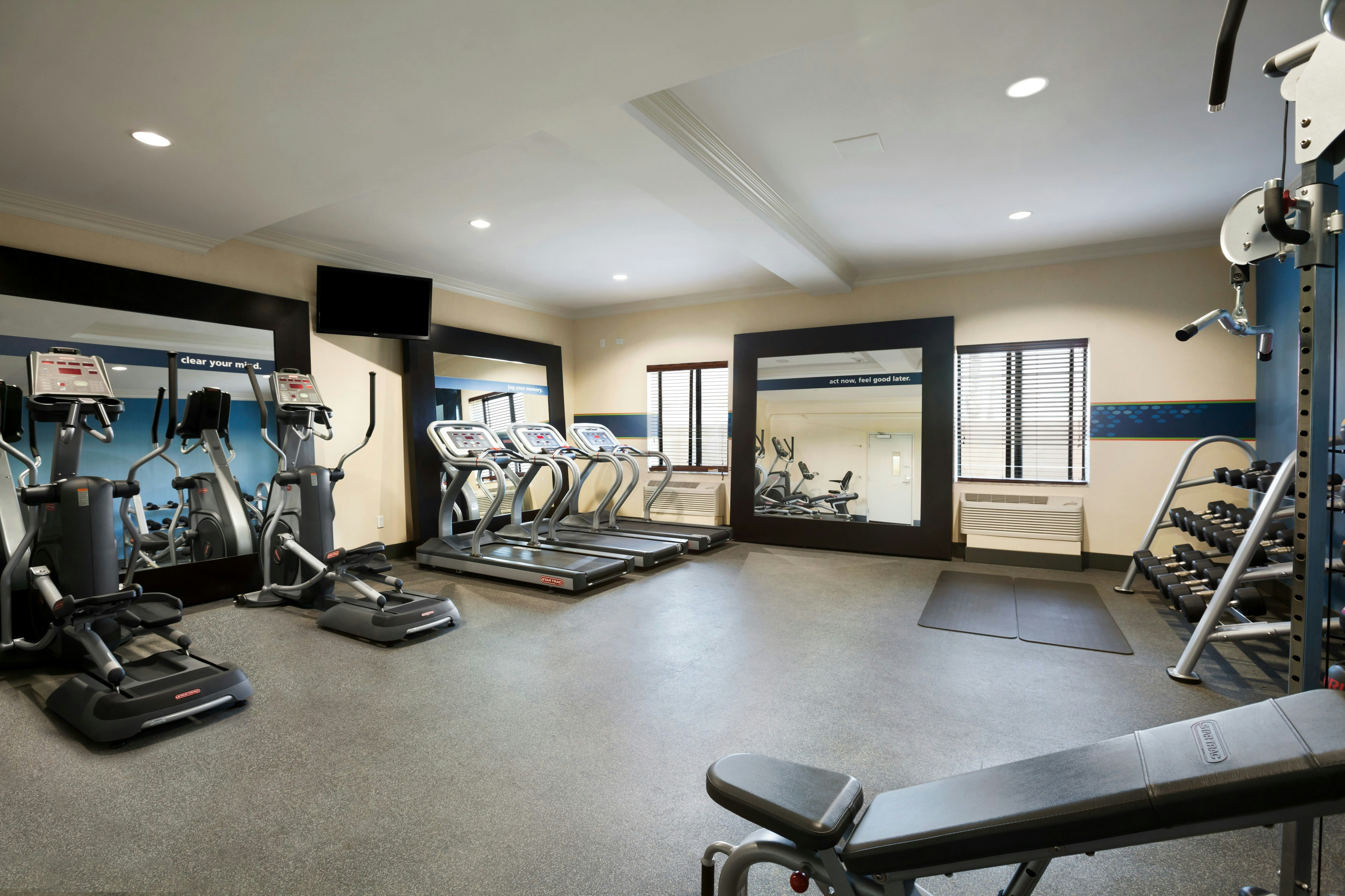 Hampton Inn Los Angeles Int'l Airport/Hawthorne 17/32