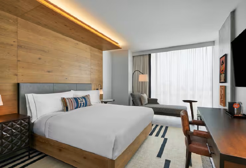 Premium, Double Bed