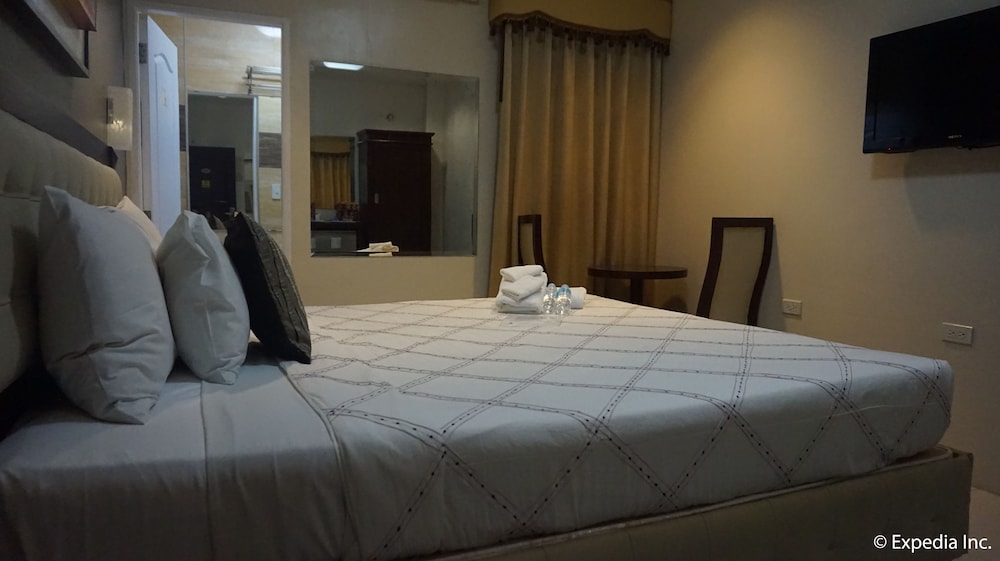 Devera Hotel 32/72