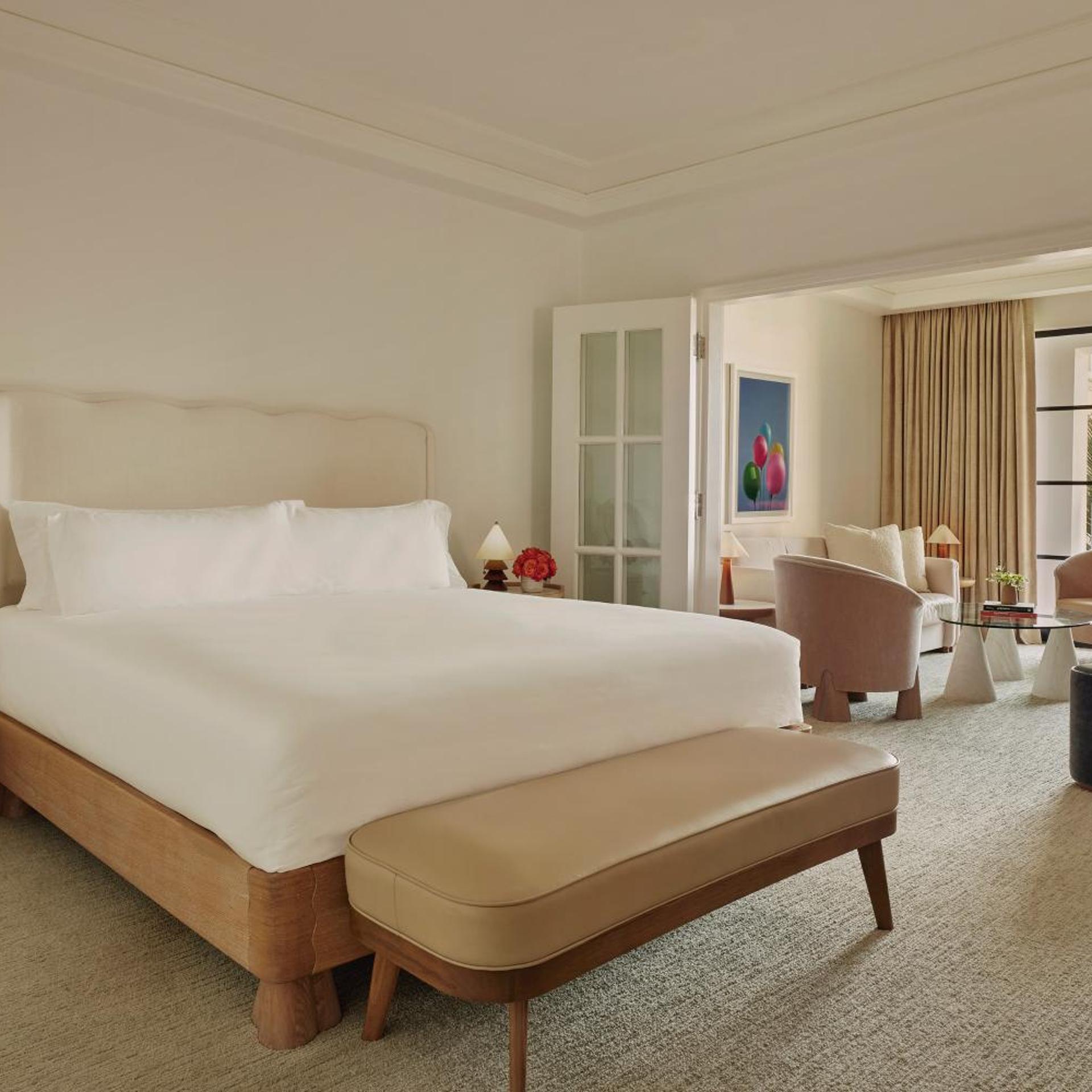 Junior Suite, King Bed, Terrace