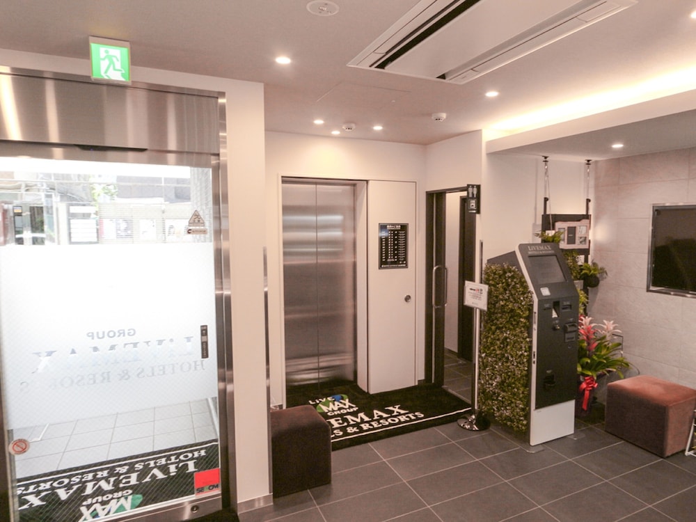 Hotel Livemax Tokyo Kanda Ekimae 8/18