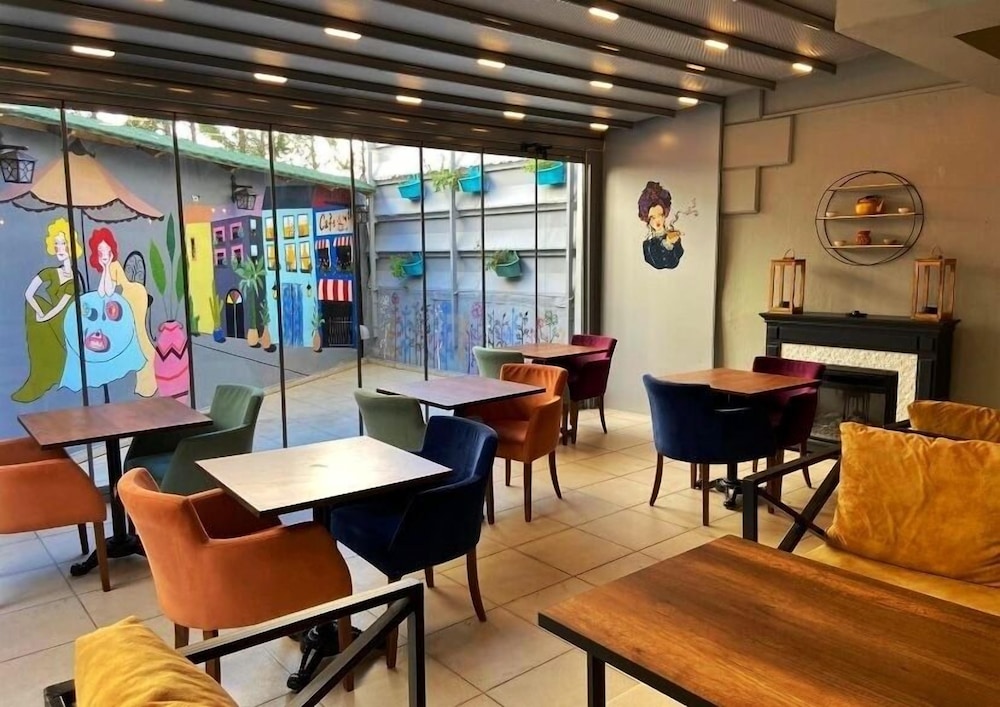 Ulubat Castle Hotel 54/61