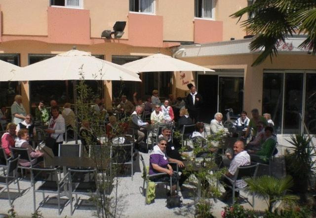Hotel Des Rosiers 7/39