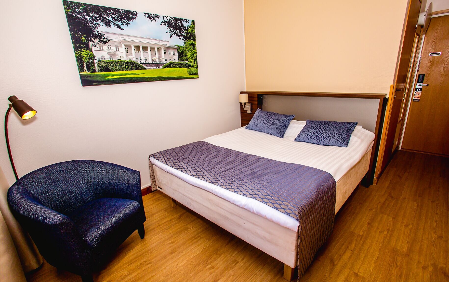 Spa, Standard, Queen Bed