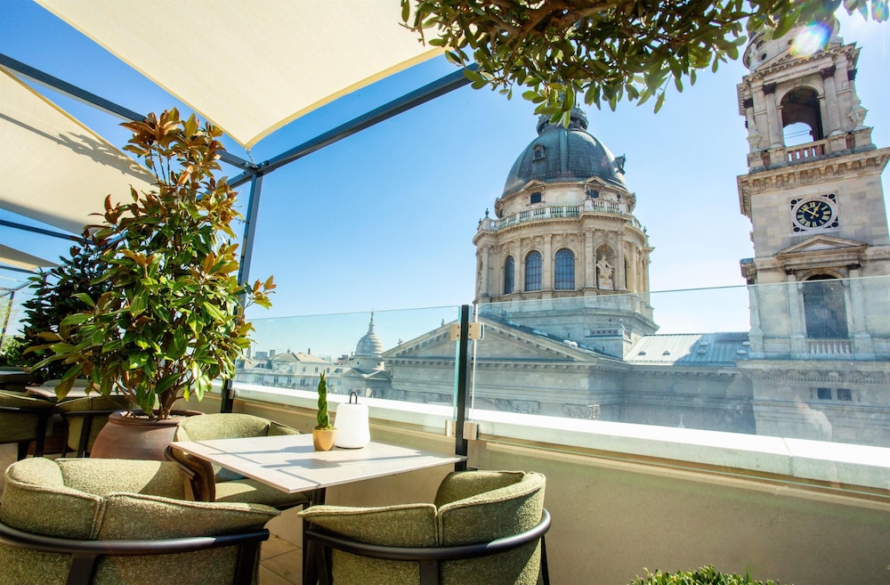 Radisson Collection Hotel, Basilica Budapest 40/44
