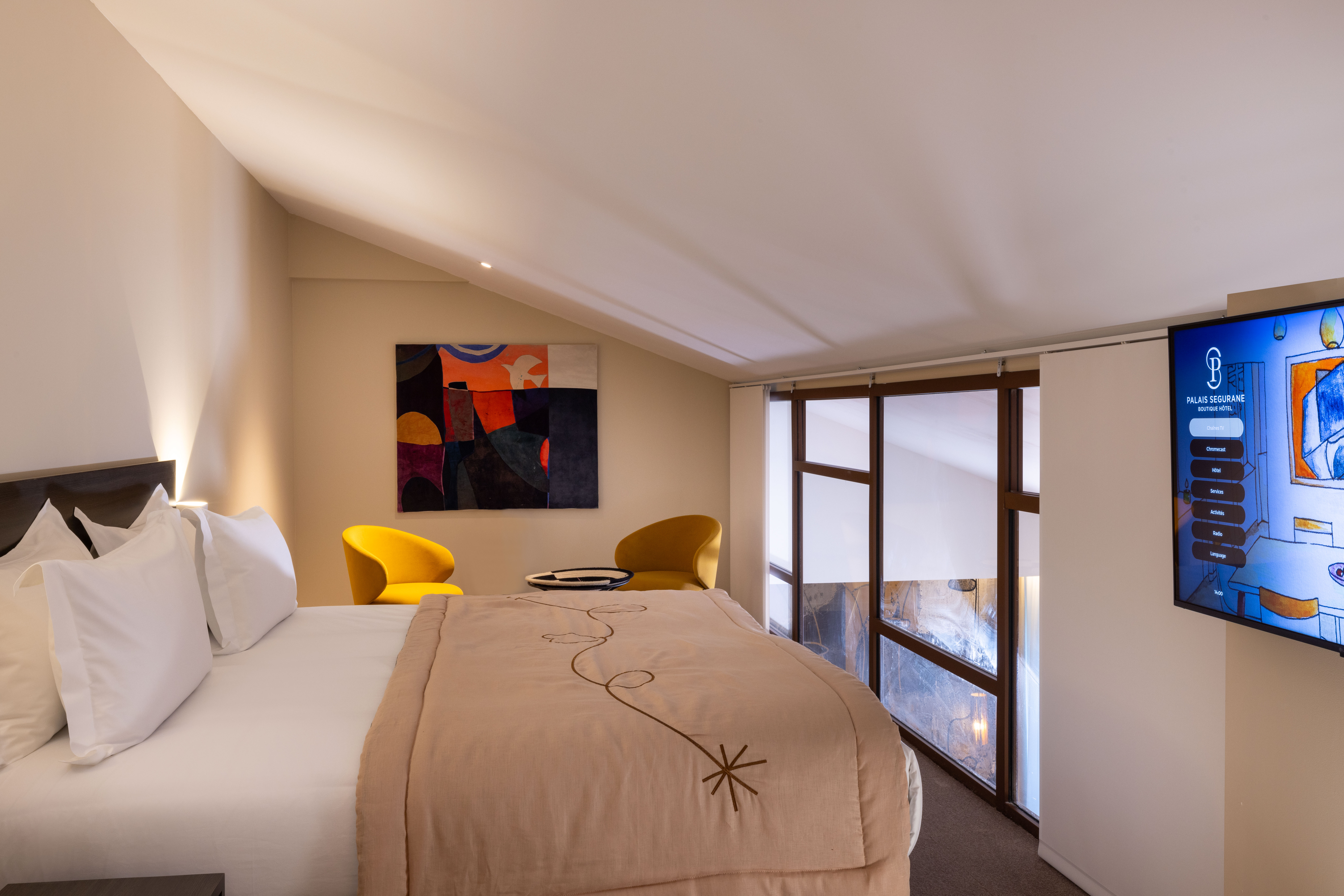 MEZZANINE, DELUXE, SUITE