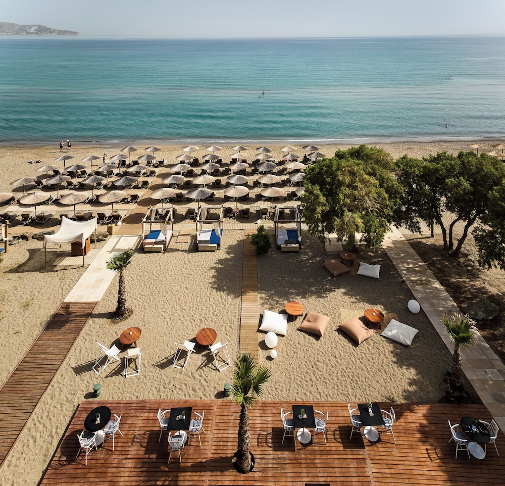 Enorme Teatro Beach 20/27