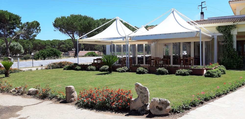 Petri Marini Hotel & Resort 40/44