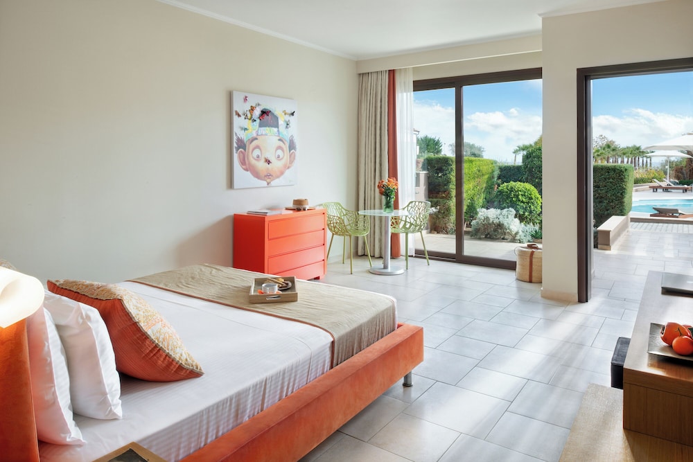 Junior Suite, Executive, King Bed, Garden View