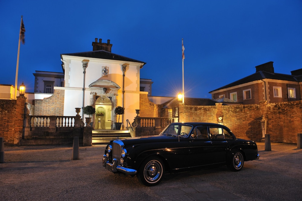 Buxted Park Hotel 39/49
