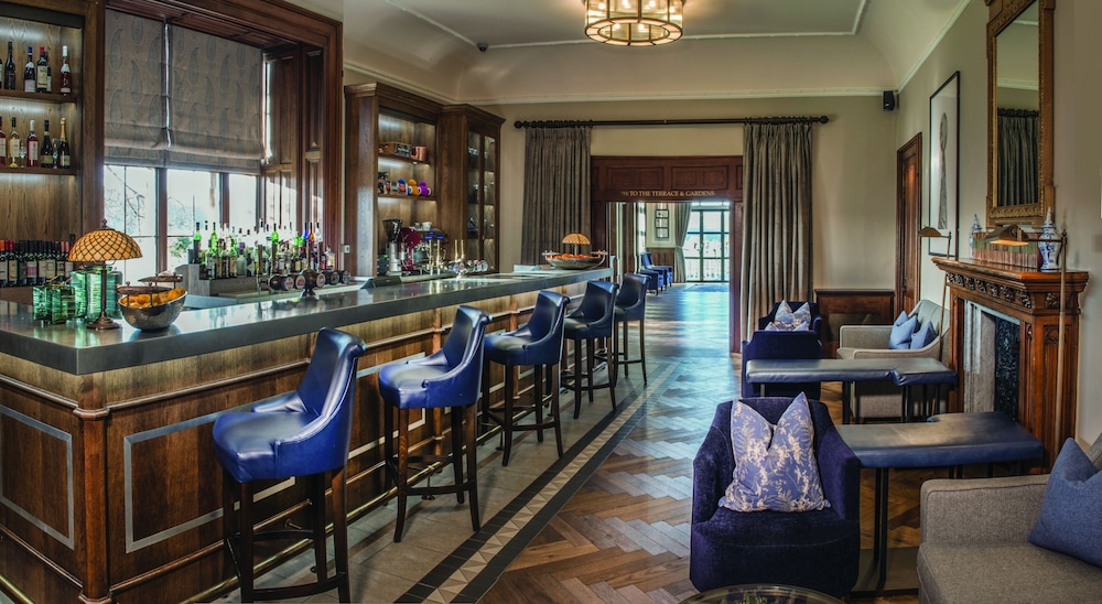 De Vere Latimer Estate 26/50